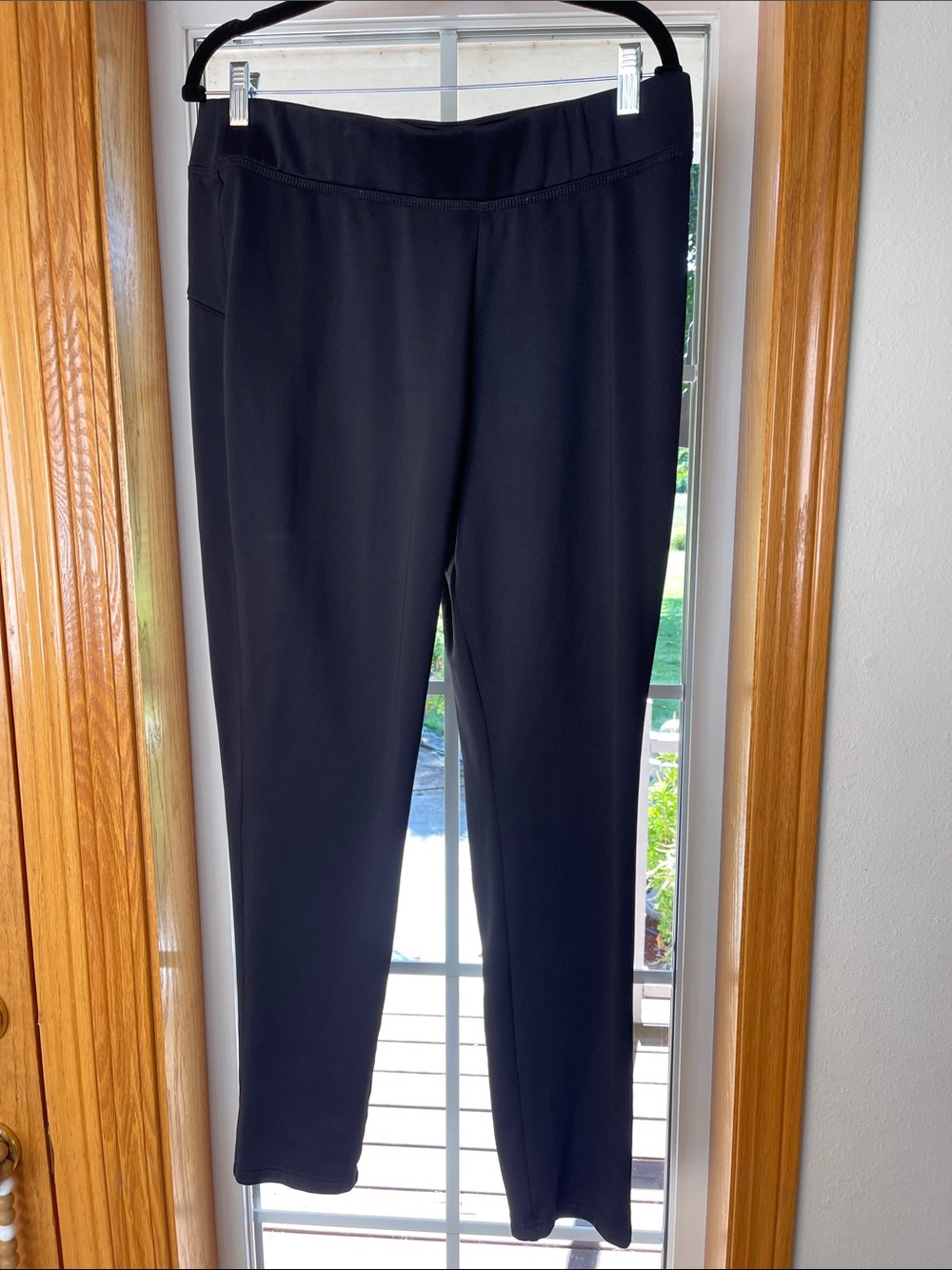 Nike Black Pull-On Leggings with Side Pocket